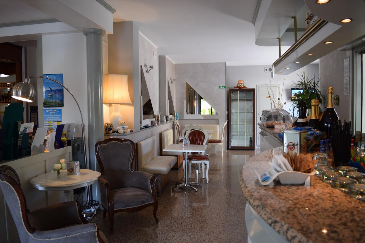 Hotel International Sirmione Dış mekan fotoğraf